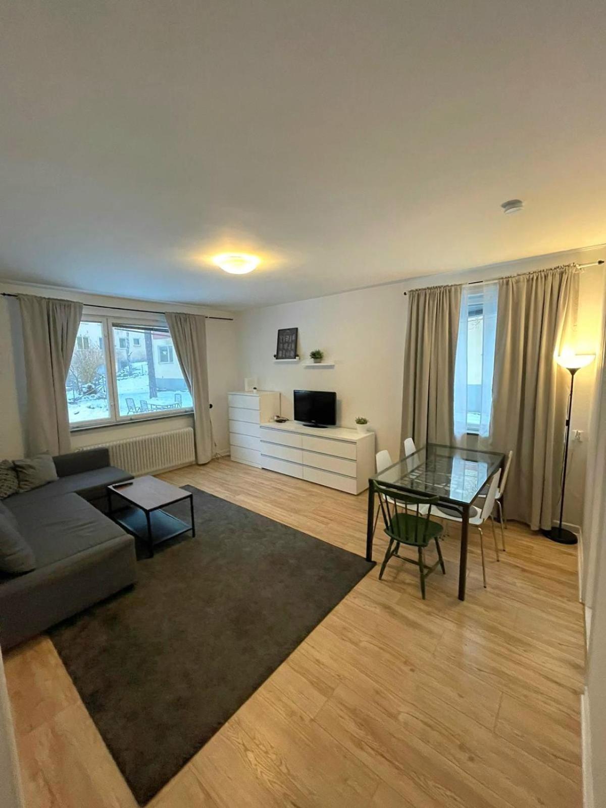 Flatin Erbjuder Laegenheter I Soedra Stockholm Apartment Екстериор снимка